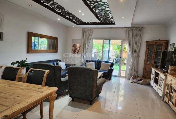 73111277 - Property Main Image