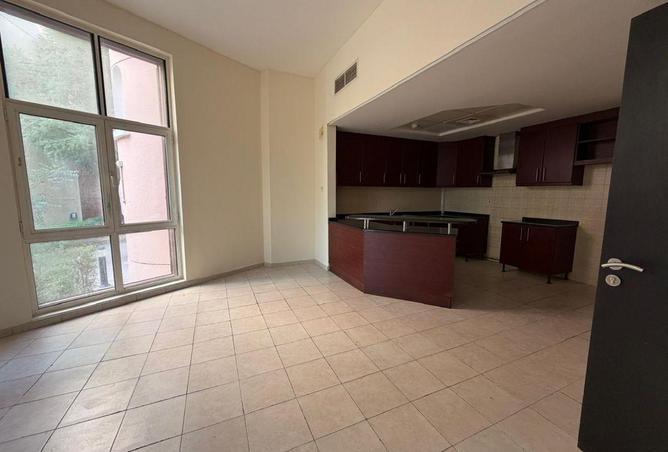 88757617 - Property Image 2