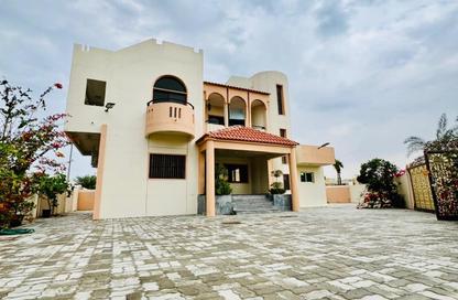 Villa - Studio - 5 Bathrooms for rent in Al Rifa'ah - Al Heerah - Sharjah