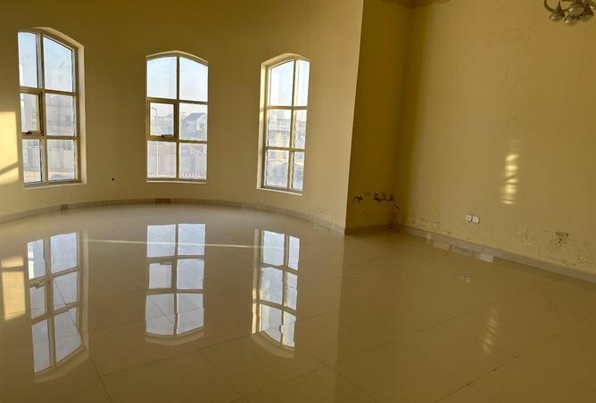 60162366 - Property Image 3