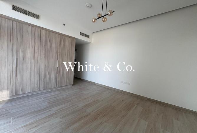 73111255 - Property Image 3