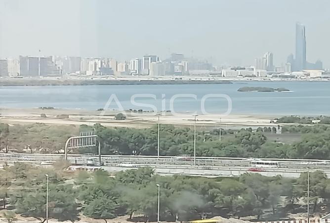 129735064 - Property Main Image