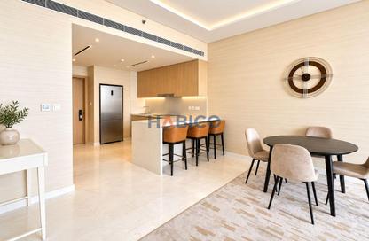 Apartment - 1 - 2 for rent in The Palm Tower - Palm Jumeirah - Dubai