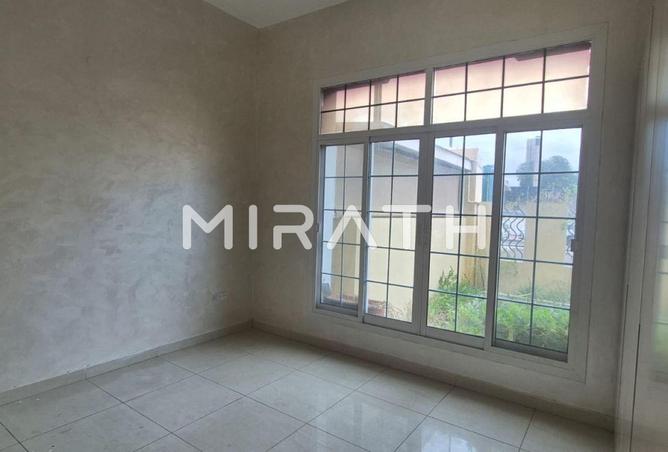 68712863 - Property Image 2