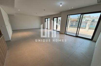 Townhouse - 3 - 4 for rent in Bloom Living - Zayed City (Khalifa City C) - Khalifa City - Abu Dhabi