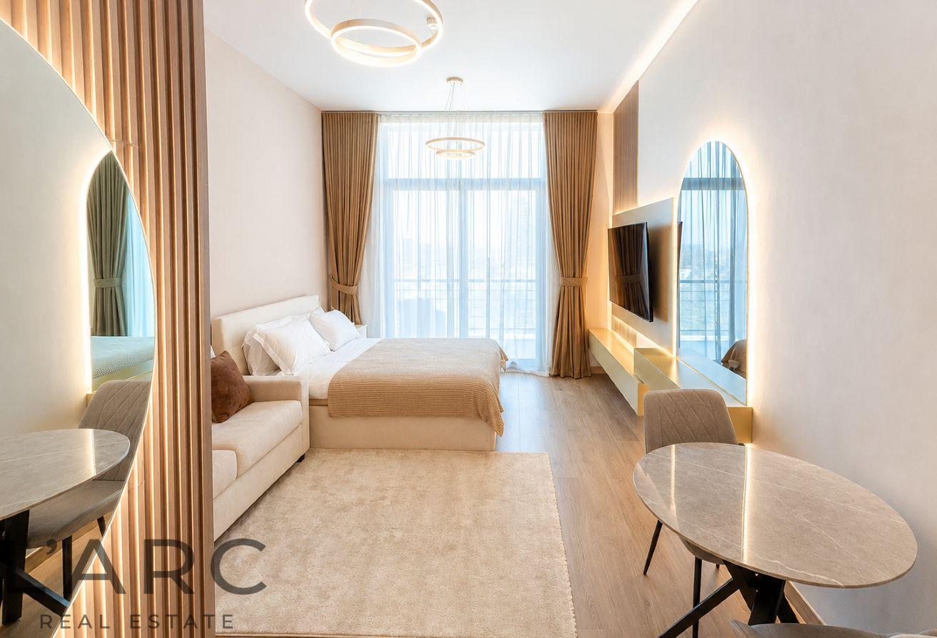 Fully Furnished | High Floor | Skyline Views photo 7