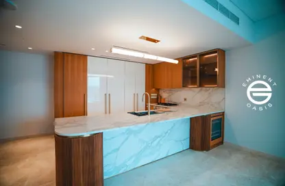 Apartment - 2 Bedrooms - 4 Bathrooms for sale in Ellington Beach House - The Crescent - Palm Jumeirah - Dubai