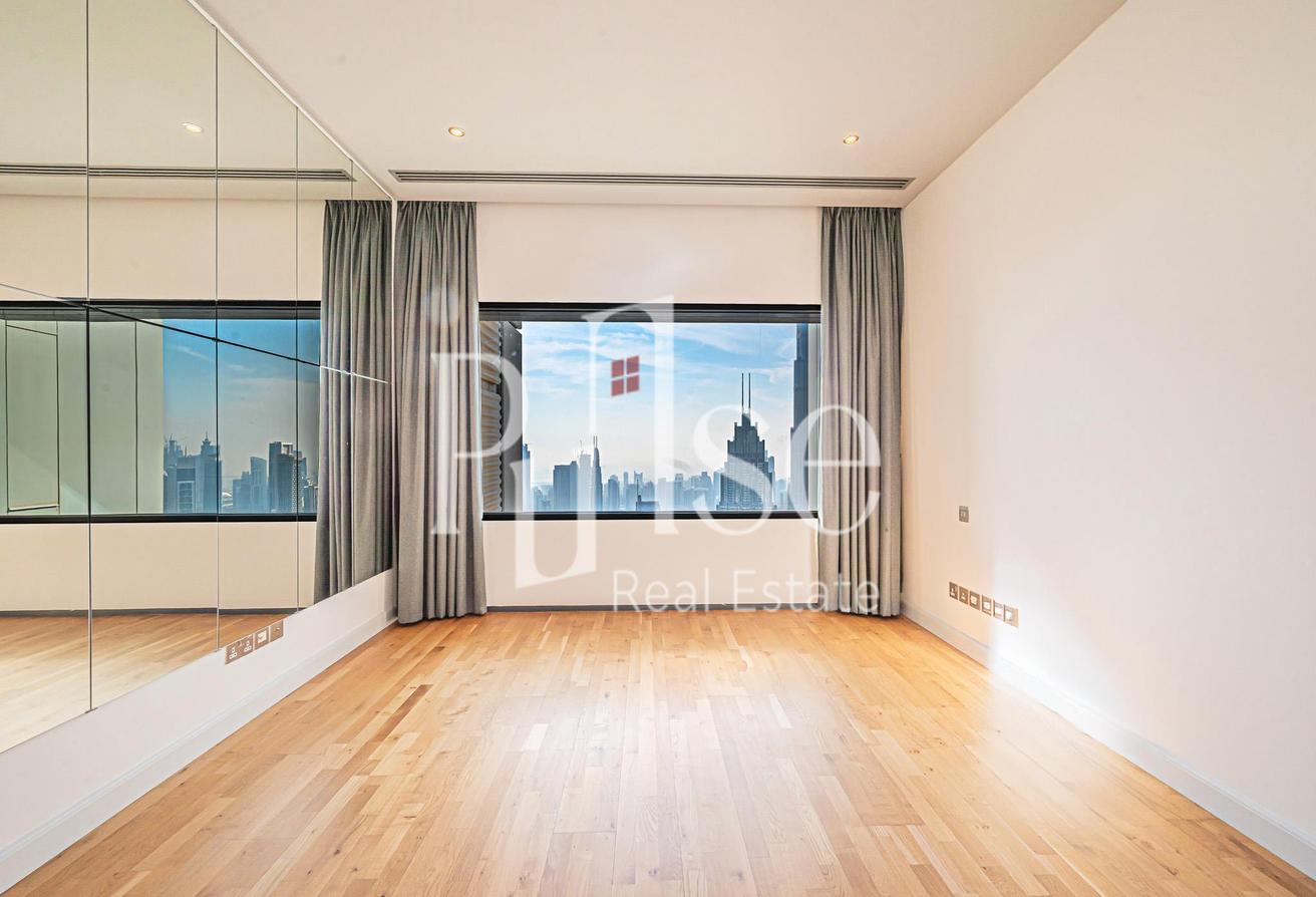 Unfurnished 3BR + Maids | High Floor | Burj View photo 11