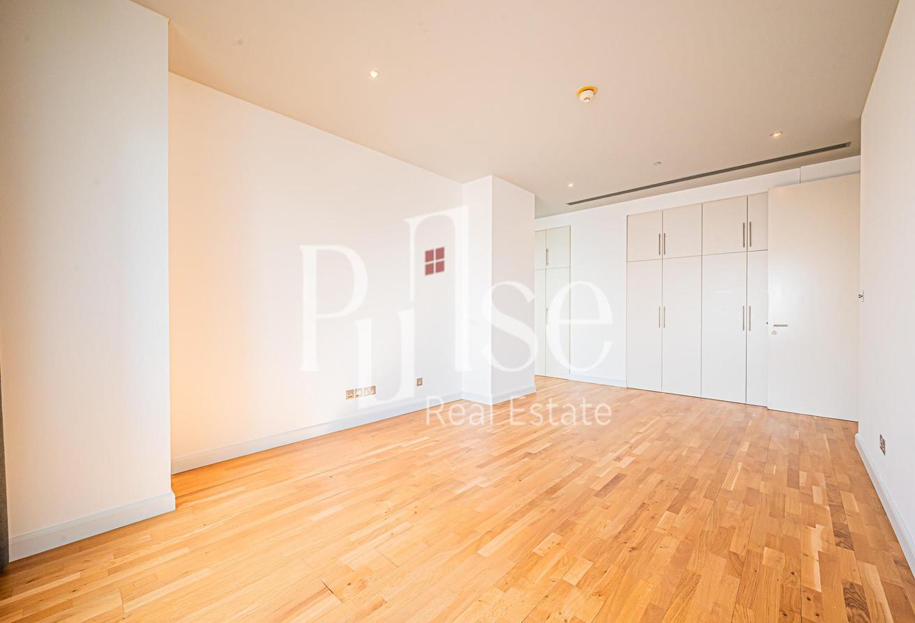 Unfurnished 3BR + Maids | High Floor | Burj View photo 25