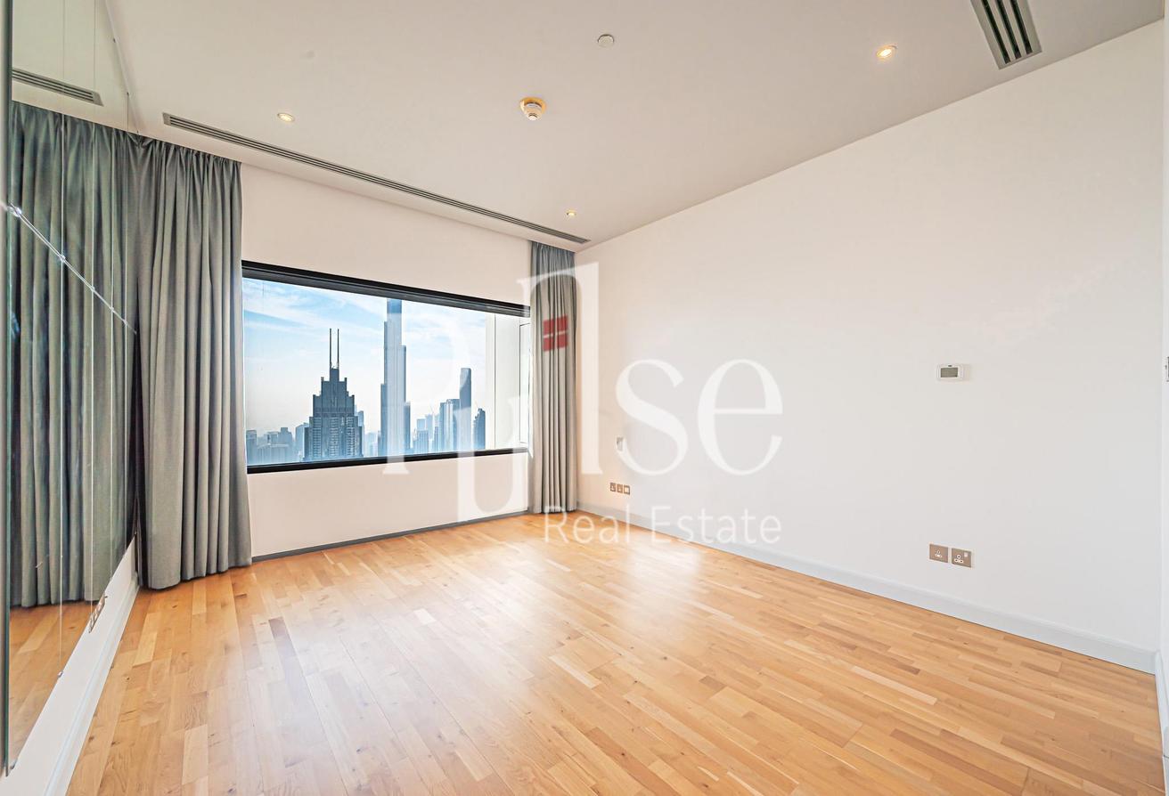 Unfurnished 3BR + Maids | High Floor | Burj View photo 10
