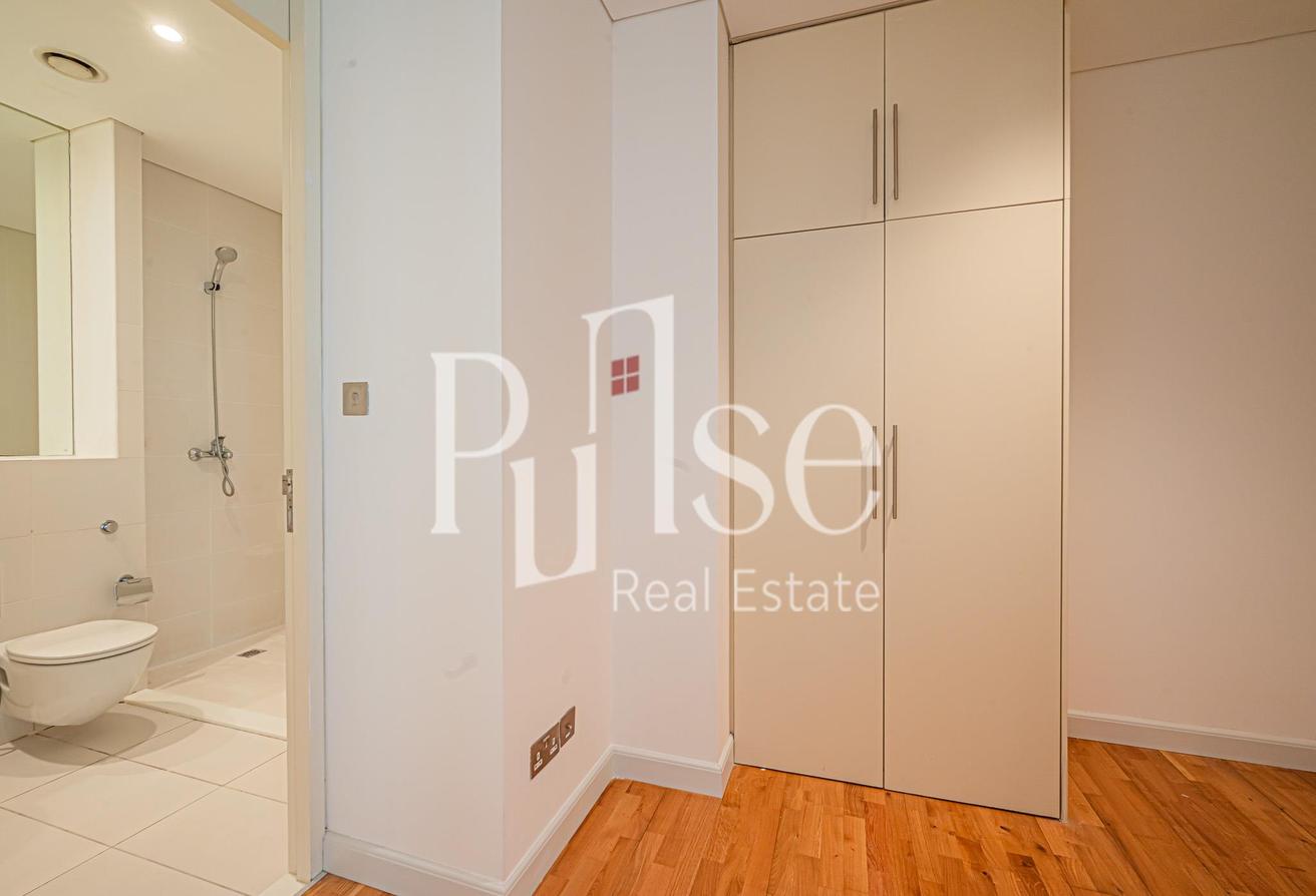 Unfurnished 3BR + Maids | High Floor | Burj View photo 18
