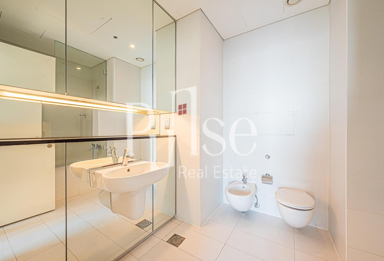 Unfurnished 3BR + Maids | High Floor | Burj View photo 14