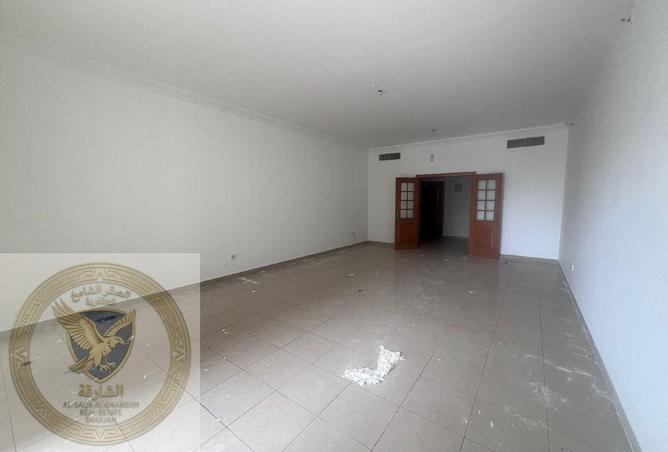 104708657 - Property Image 3