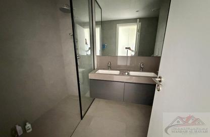 Apartment - 2 Bedrooms - 3 Bathrooms for rent in The Gate - Aljada - Sharjah