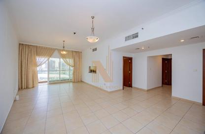 Apartment - 2 Bedrooms - 3 Bathrooms for rent in Burj Al Nujoom - Downtown Dubai - Dubai