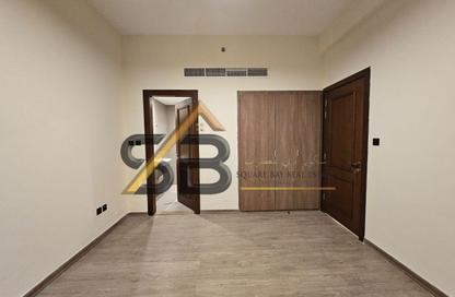 Apartment - 1 - 2 for rent in Saleh Residence 3 - Jumeirah Garden City - Al Satwa - Dubai Apartment - 1 - 2 for rent in Saleh Residence 3 - Jumeirah Garden City - Al Satwa - Dubai