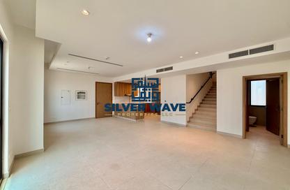 Townhouse - 2 - 4 for rent in Bloom Living - Zayed City (Khalifa City C) - Khalifa City - Abu Dhabi
