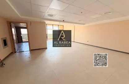 شقة - 2 غرف نوم - 4 حمامات للايجار في ليوارا 1 - عجمان