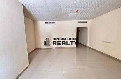 Apartment - Studio - 1 Bathroom for rent in Al Dana Tower - Al Majaz 3 - Al Majaz - Sharjah