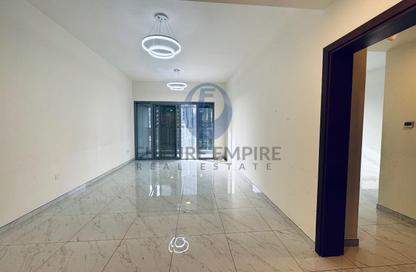 Apartment - 1 Bedroom - 2 Bathrooms for rent in Titanium Tower - Al Karama - Dubai Apartment - 1 Bedroom - 2 Bathrooms for rent in Titanium Tower - Al Karama - Dubai