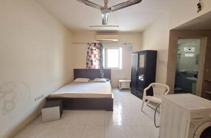 Apartment - Studio - 1 for rent in Fire Station Road - Muwaileh - Sharjah Apartment - Studio - 1 for rent in Fire Station Road - Muwaileh - Sharjah