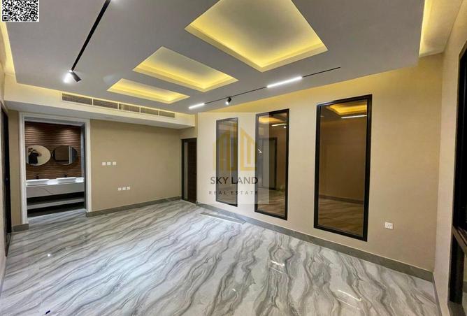 68303189 - Property Image 3