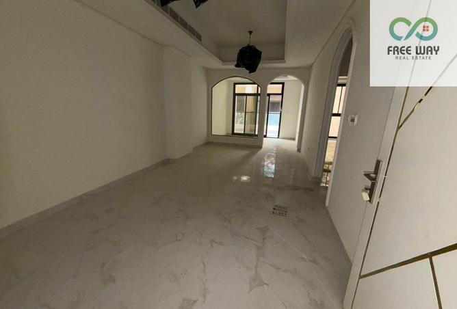124269149 - Property Image 2
