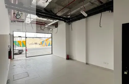 Shop - Studio - 1 Bathroom for rent in Muwaileh Commercial - Sharjah