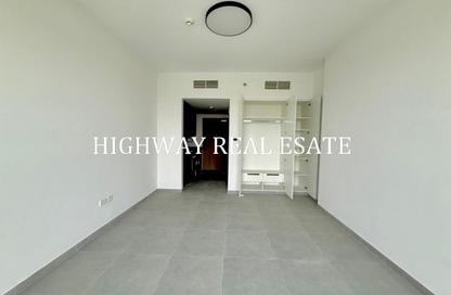 Apartment - Studio - 1 Bathroom for rent in Tiraz 3 - Aljada - Sharjah Apartment - Studio - 1 Bathroom for rent in Tiraz 3 - Aljada - Sharjah