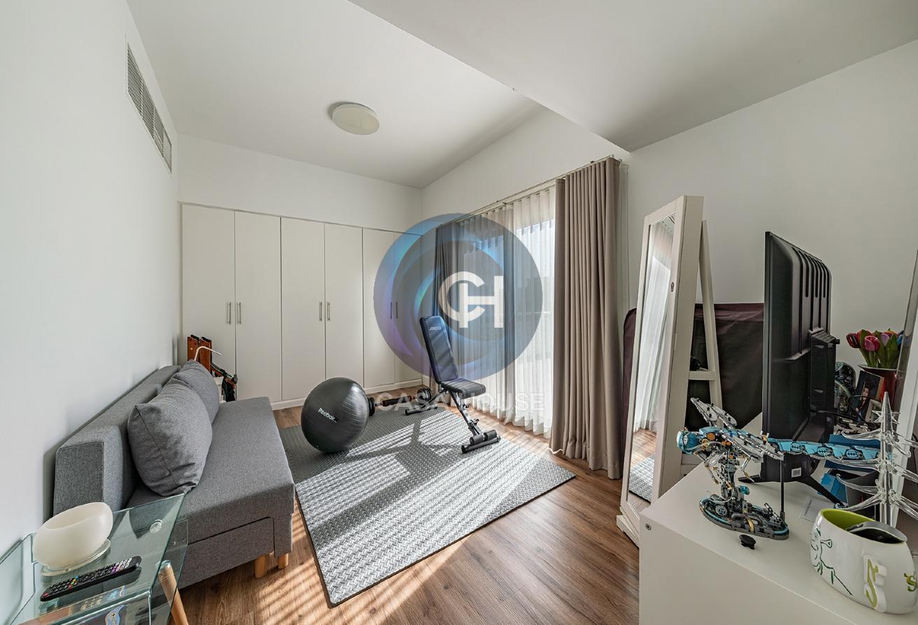 Newly Upgraded - Family Friendly Space - Available photo 10