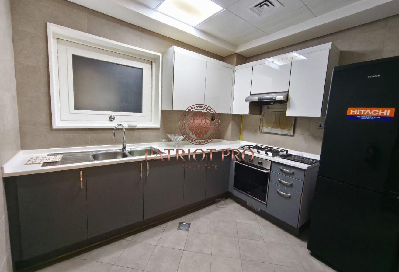 Close to Metro I Pet Friendly I New Building photo 8