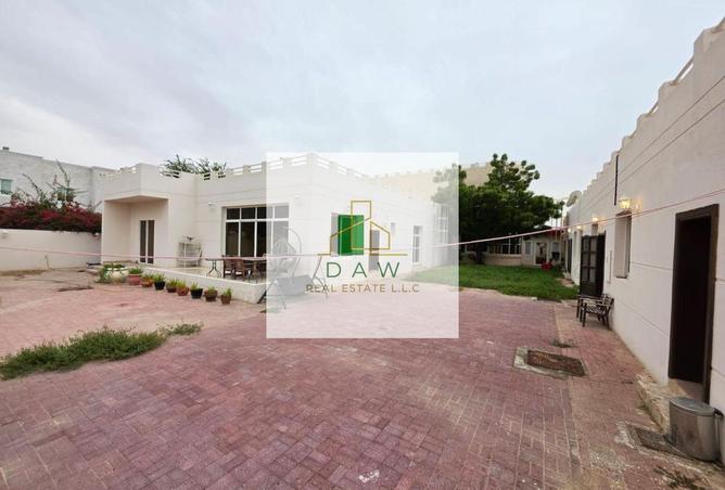 81127904 - Property Image 2