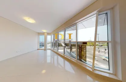 شقة - 2 غرف نوم - 3 حمامات للايجار في جولدن ساندز 14 - منخول - بر دبي - دبي