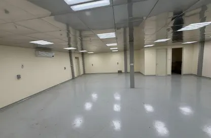 Warehouse - Studio - 2 Bathrooms for rent in Industrial Building 13 - Industrial Area 13 - Sharjah Industrial Area - Sharjah