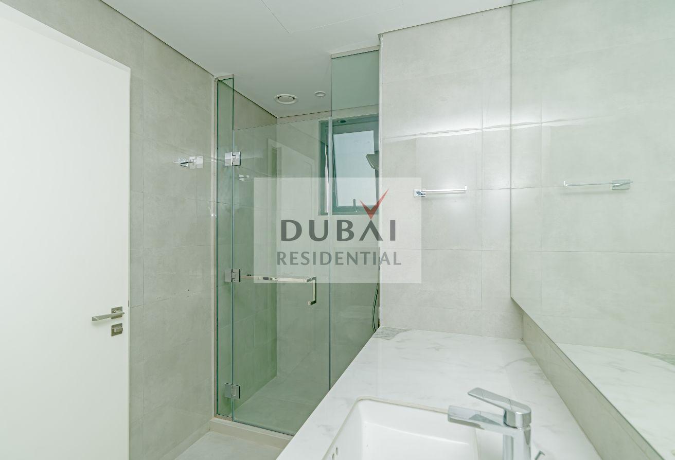Townhouse with Private Garden at Jebel Ali Village photo 14