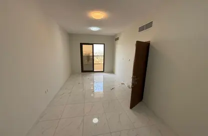 Apartment - 1 Bedroom - 2 Bathrooms for rent in Al Rawda 1 - Al Rawda - Ajman