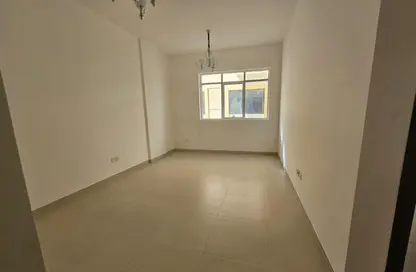 Apartment - 1 Bedroom - 2 Bathrooms for rent in Al Ameera Village - Ajman
