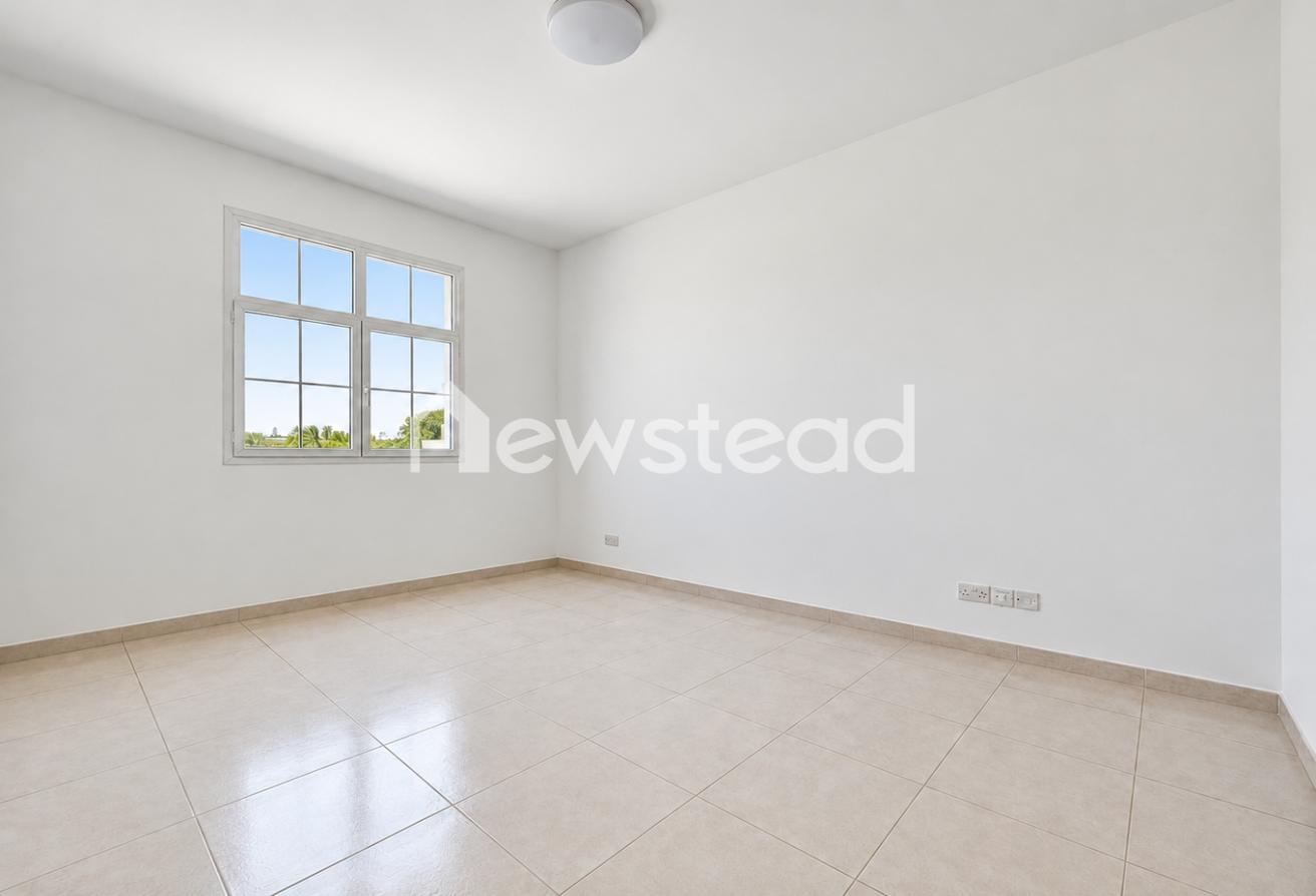 Type CM | Opposite Pool and Park | Vacant photo 7