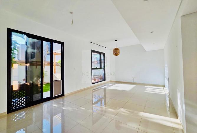 94031483 - Property Image 3