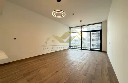 Apartment - 2 Bedrooms - 3 Bathrooms for rent in The Waves Residences - Al Mankhool - Bur Dubai - Dubai