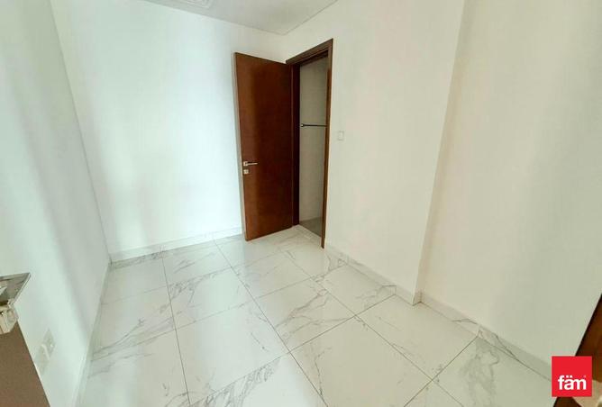 106860920 - Property Image 2