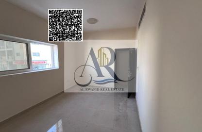 Apartment - 2 Bedrooms - 2 Bathrooms for rent in Al Jurf Industrial 3 - Al Jurf Industrial - Ajman