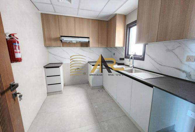 102427035 - Property Image 2