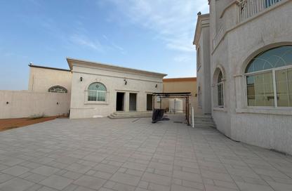 Villa - 6 Bedrooms - 7 Bathrooms for rent in Al Riffa - Ras Al Khaimah