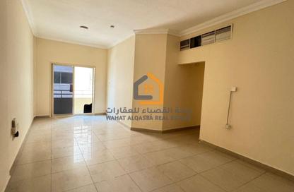 Apartment - 2 Bedrooms - 2 Bathrooms for rent in Qasimia 13 building - Al Nad - Al Qasimia - Sharjah