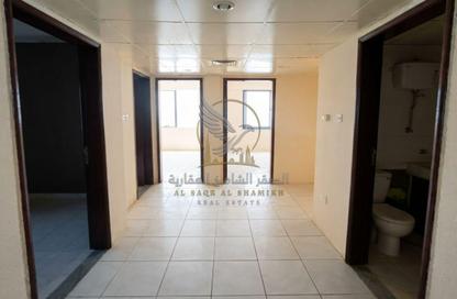 Staff Accommodation - Studio - 2 Bathrooms for rent in Lake Tower - Al Majaz 1 - Al Majaz - Sharjah
