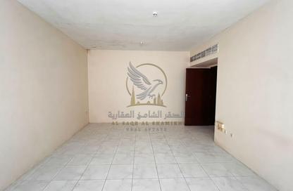Staff Accommodation - Studio - 2 Bathrooms for rent in Lake Tower - Al Majaz 1 - Al Majaz - Sharjah