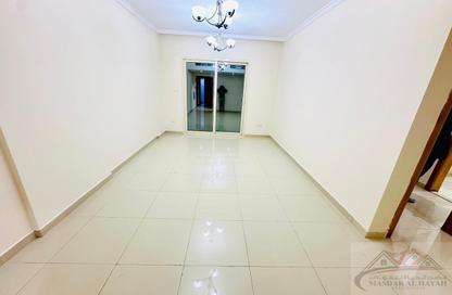 شقة - 2 غرف نوم - 2 حمامات للايجار في بناية مويليح 29 - مويلح - الشارقة