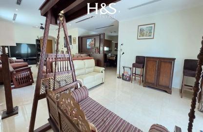 Villa - 4 - 6 for rent in District 6 - Jumeirah Park - Dubai