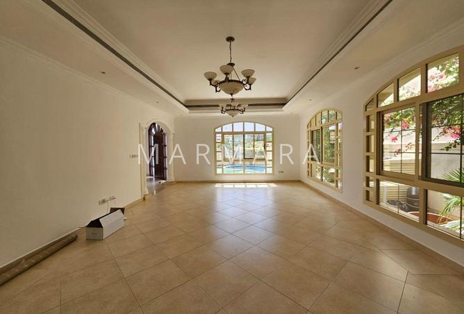 71083847 - صورة العقار 2